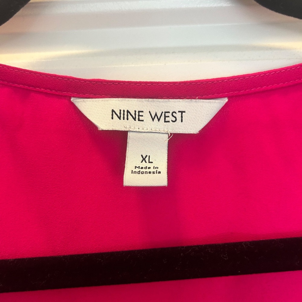Nine West XL Magenta Sleeveless Top - Picture 3 of 3
